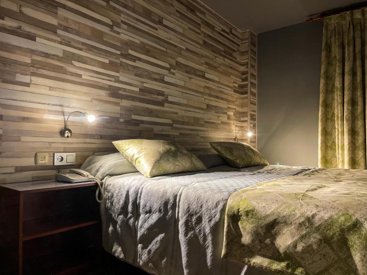 La Siesta Motel Villamarciel Екстериор снимка