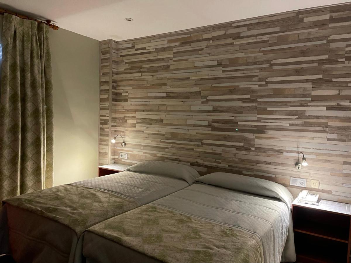 La Siesta Motel Villamarciel Екстериор снимка
