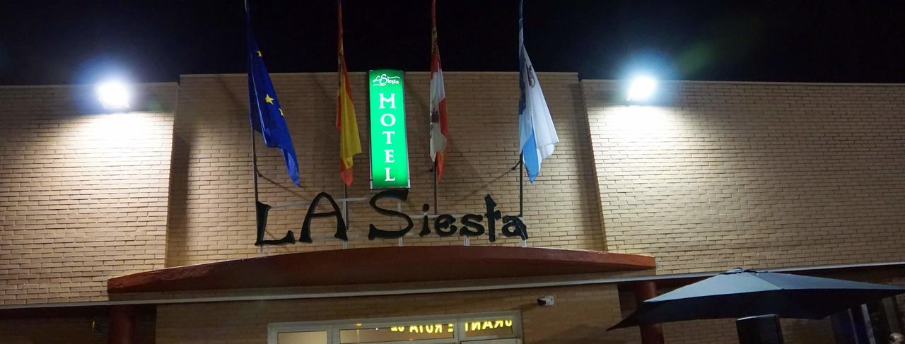 La Siesta Motel Villamarciel Екстериор снимка