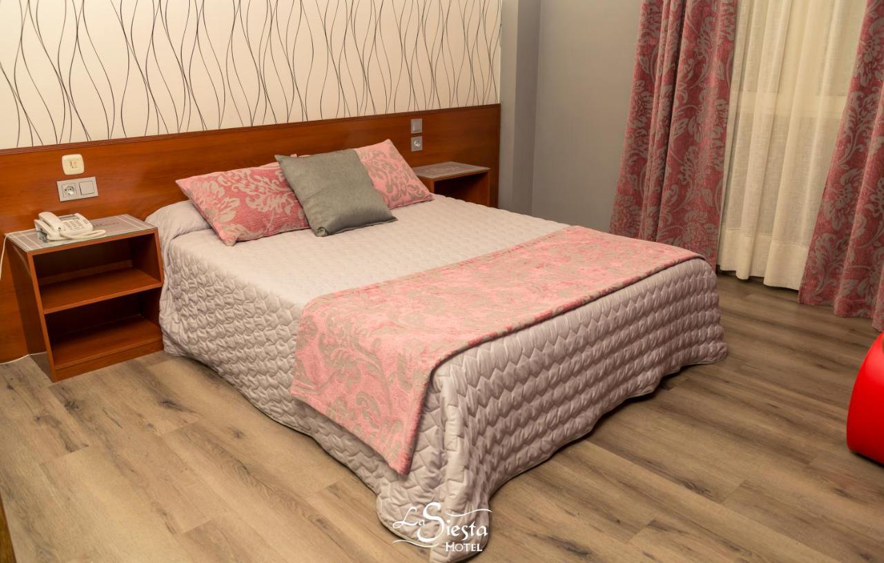 La Siesta Motel Villamarciel Екстериор снимка