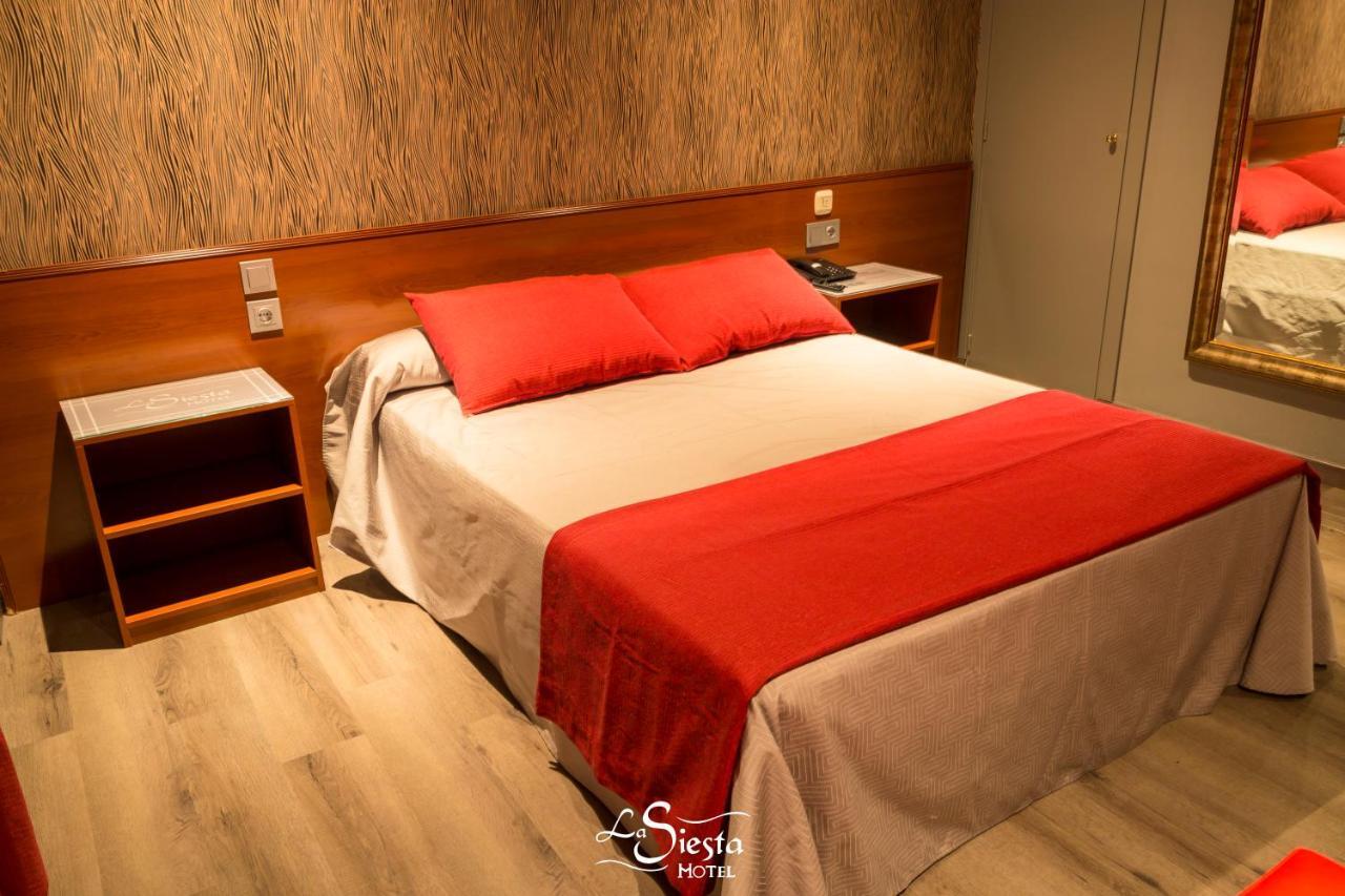La Siesta Motel Villamarciel Екстериор снимка